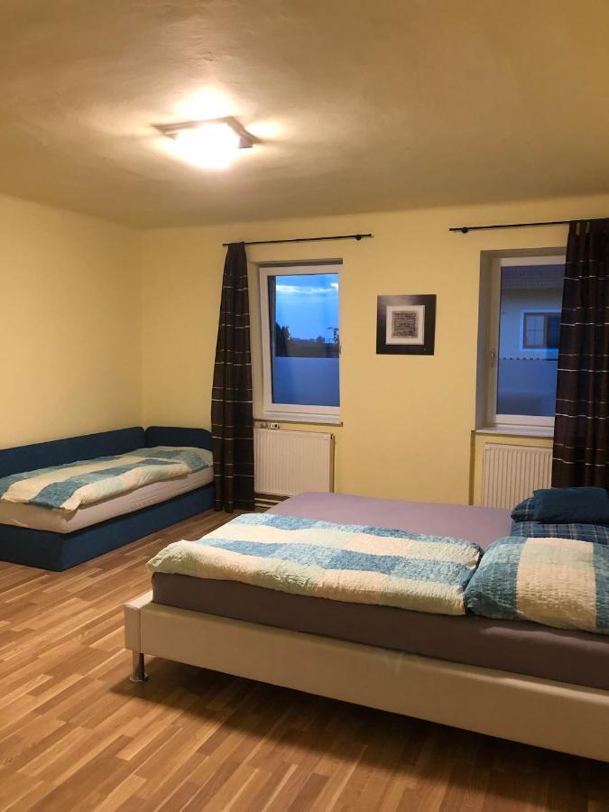 Gemuetliche 3 Zimmer Wohnung Frauenhofen Luaran gambar